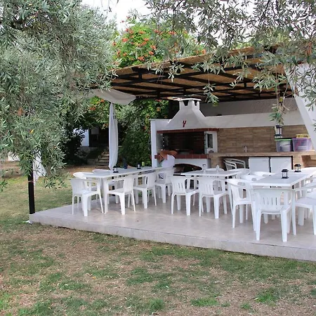 Apartment Patroudis House *