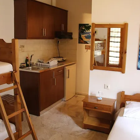 Patroudis House شقة